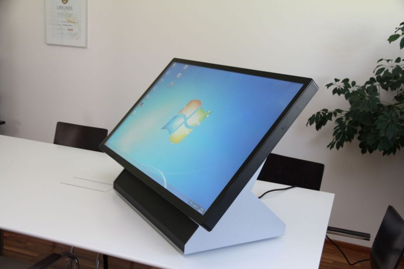 Digitales Info-Pult indoor